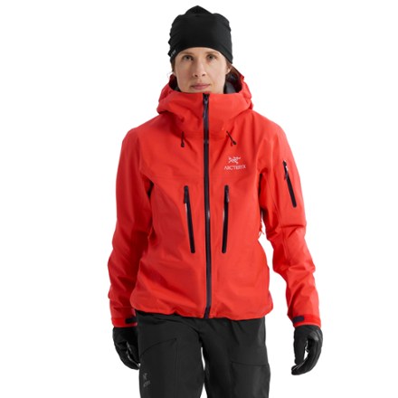 Arc'teryx Alpha SV Jacket - Women's 1