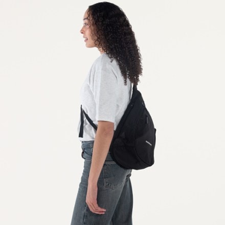 Sherpani Esprit Anti-Theft Sling Bag 8