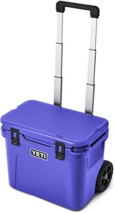 YETI Roadie 32 Wheeled Cooler 1