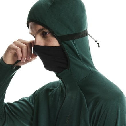 On Climate Zip Hoodie - Men's Integrated balaclava detail