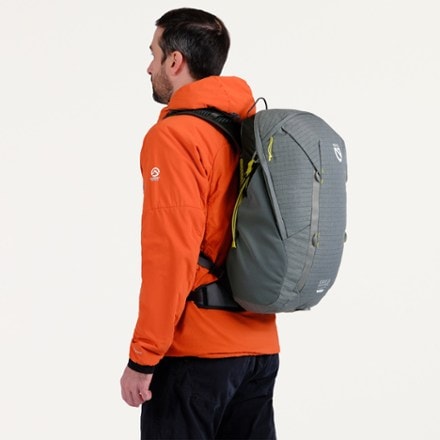 NEMO Resolve 25 L Endless Promise Pack - Men's 9