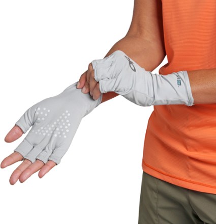 lightweight gloves sun protection