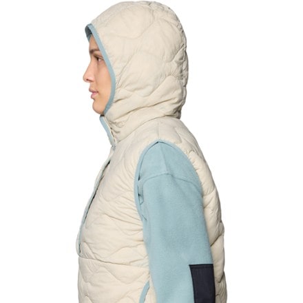 Mountain Hardwear Seek Out Snap-Neck Insulated Vest - Women's 5