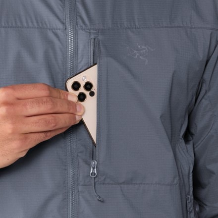 Arc'teryx Squamish Jacket - Men's 4