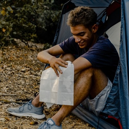 Shower Pouch Gigantic Body Wipe - 2' x 1' 7