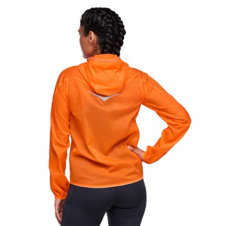 HOKA Skyflow Viz Jacket - Women's 1