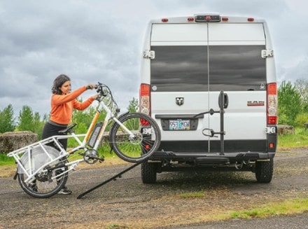 Yakima OnRamp LX Bike Rack Integrated loading ramp