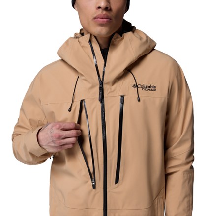 Columbia Platinum Peak II 3L Shell Jacket - Men's 8