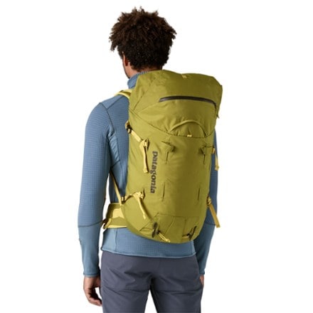 Patagonia Ascensionist Pack 55L 4