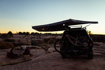 Yakima OverNOut 270 Awning - LH 6