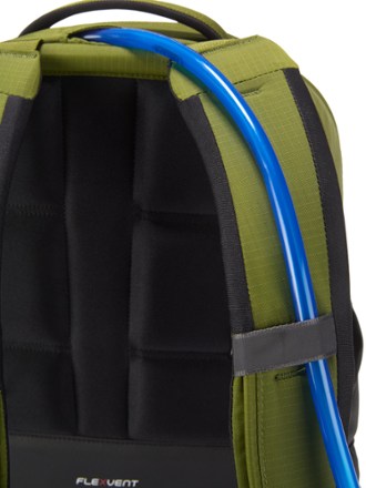 The North Face Borealis Pack Hydration port & tube routing