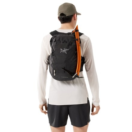 Arc'teryx Norvan 14 Hydration Vest 6