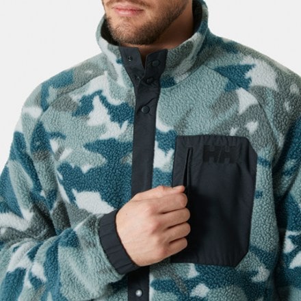 Helly Hansen Panorama Printed Pile Snap Jacket - Men's 4