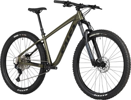 Rei mountain best sale bikes reviews