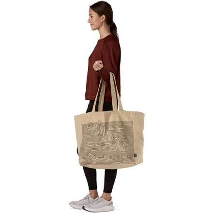 Patagonia Recycled Oversized Tote 3