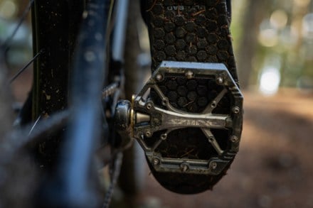 Shimano PD-G8040 Saint Flat Pedals 5