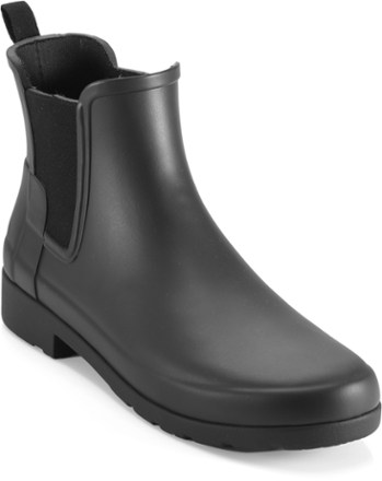 matte chelsea boots