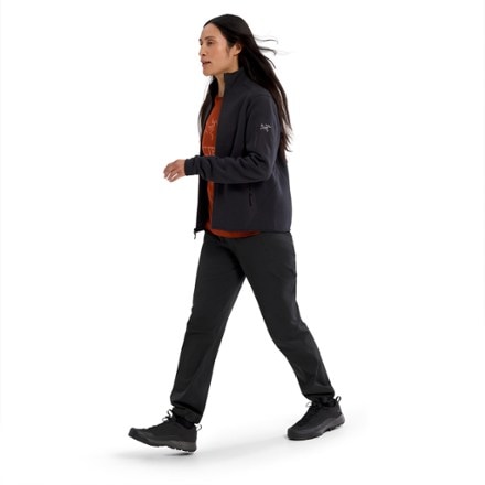 Arc'teryx Covert Fleece Cardigan - Women's 5