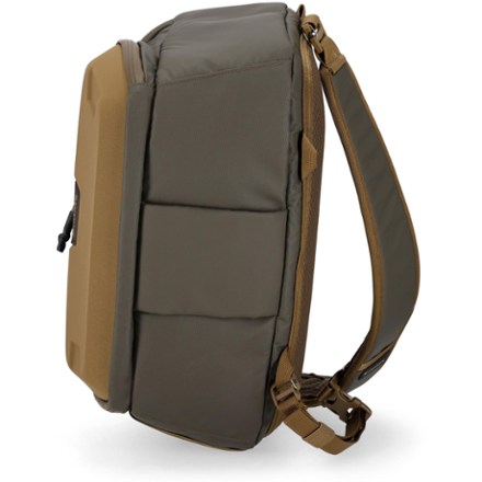 Simms Headwaters Sling Pack 2
