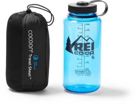 COCOON COOLMAX Travel Sheet Stuff sack (32oz. water bottle sold separately) (Blue Max)