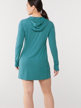 Mountain Hardwear Crater Lake Dress 2