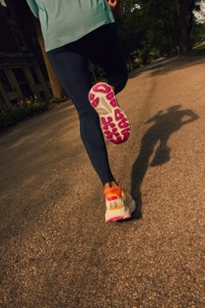 HOKA Gaviota 6 Road-Running Shoes - Women's 10