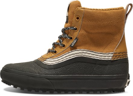 Vans Standard Mid Snow MTE Boots - Women's 1