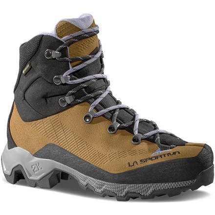 La Sportiva Aequilibrium Trek GTX Hiking Boots - Women's 1