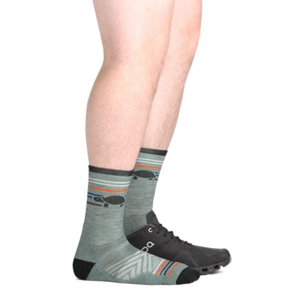 Darn Tough Pacer Micro Crew Ultralightweight Cushion Socks - Men's 3