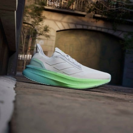 Location Image of color Ftwr White/Dash Grey/Lime