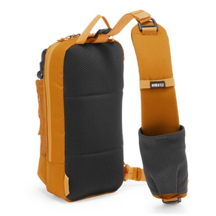 REI Co-op Trailmade Hydration Sling 4