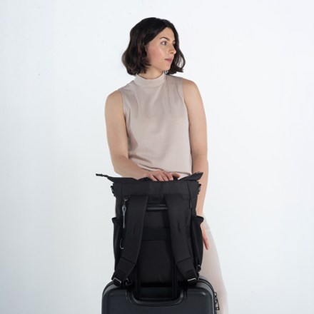 Sherpani Soleil Anti-Theft Convertible Pack - Women's 10