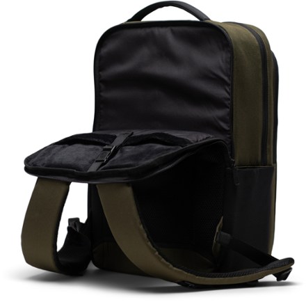 Herschel Supply Co. Kaslo Tech Travel Pack 5