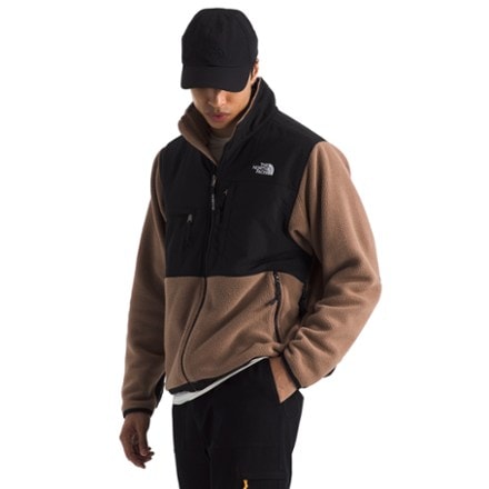 The North Face Retro Denali Jacket - Men's 4