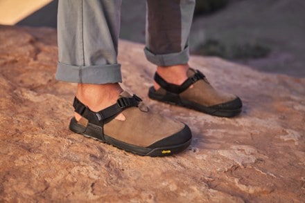 Bedrock Sandals Mountain Clogs - Nubuck Leather 8