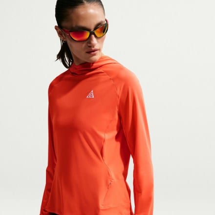 Nike ACG Trail UV Hooded Mid Layer - Women's 6