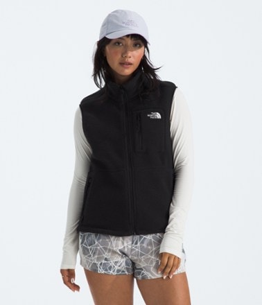 The North Face Yumiori Vest - Women's 1