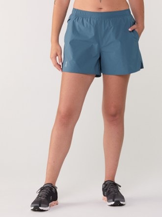 On Essential 4" Shorts - Women's 1