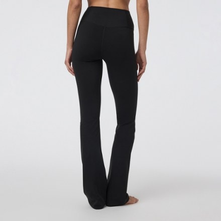 Vuori AllTheFeels Slim Flare Pants - Women's 2
