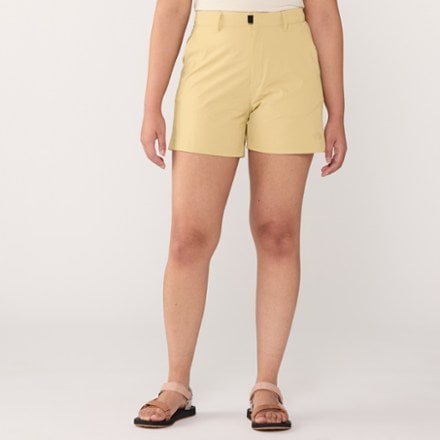 The North Face Basin 5" Shorts - Women's 1