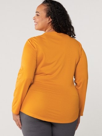 REI Co-op Lightweight Base Layer Long-Sleeve Crew Top - Women's Plus Sizes 2