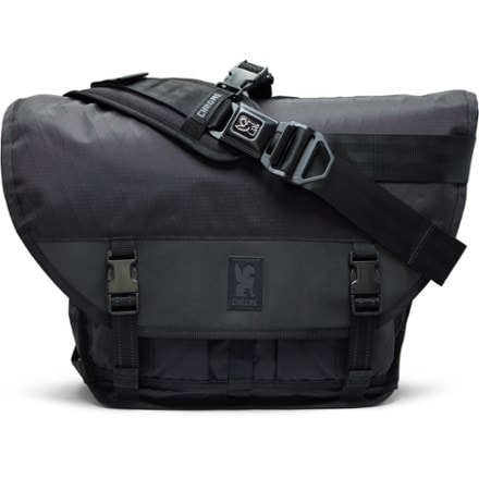 Chrome Citizen 15 L Messenger Bag 2