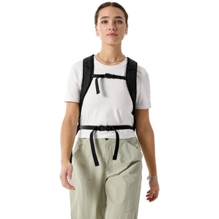 Arc'teryx Mantis 26 Pack 4