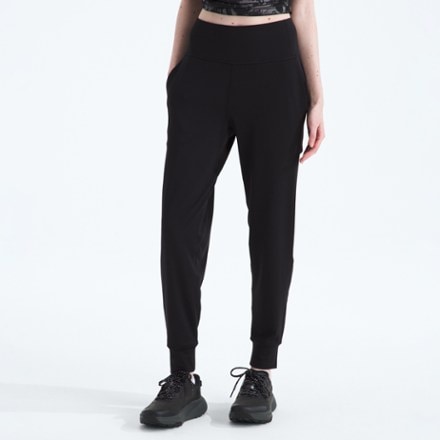 On Body Image of color Tnf Black