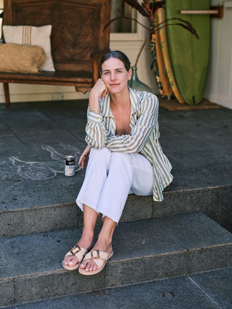 Location Image for La'i Slides - Women's