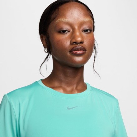 Nike One Classic T-Shirt - Women's 3