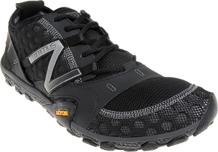 minimus trail running shoe