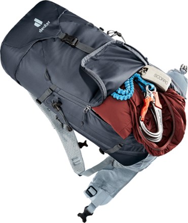 Deuter Trail 30 Pack - Men's 8