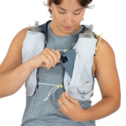 Osprey Dyna 6 Hydration Vest - Women's 4
