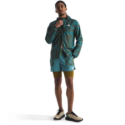 The North Face Higher Run Wind Jacket - Men's 3